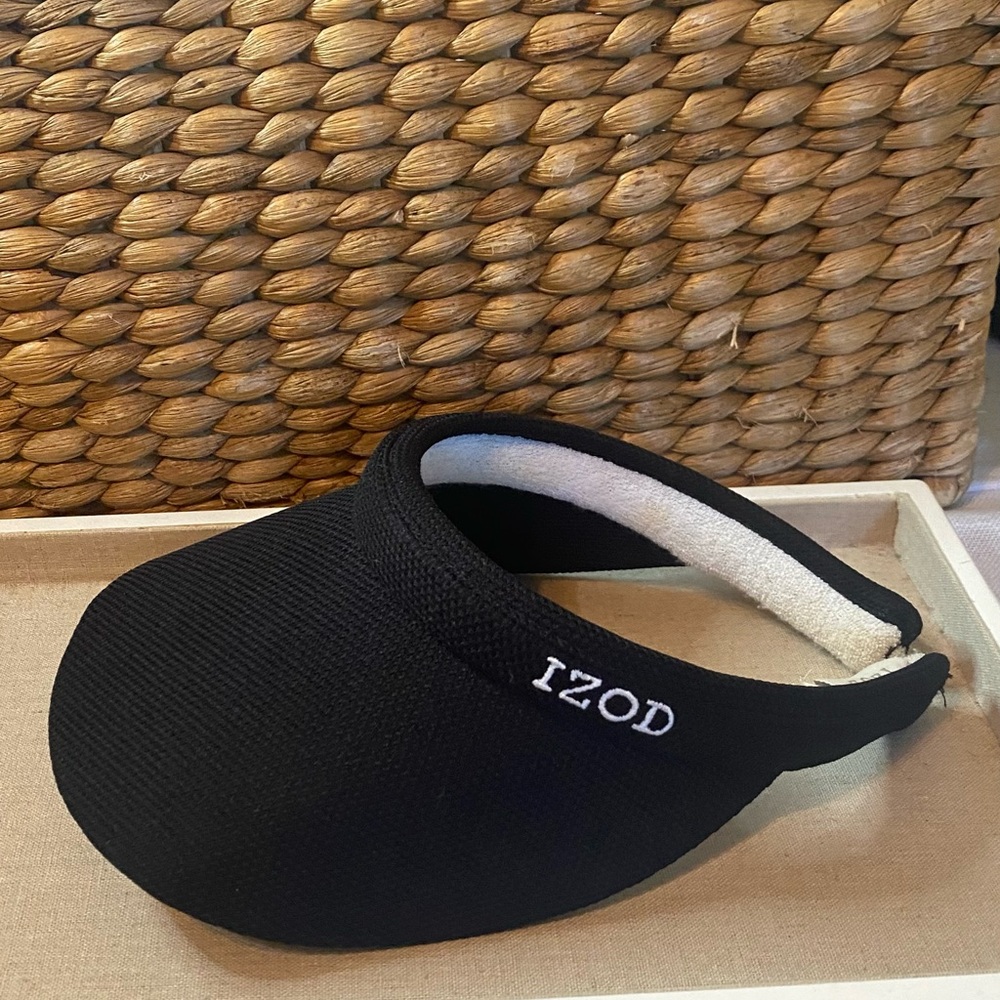 Izod black cloth golf visor